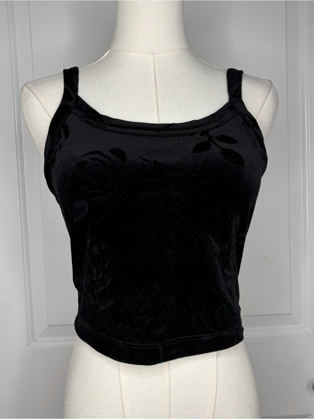 Vintage Y2K Black Velvet Floral Strappy Cami Tank Top Goth Emo Grunge Size S